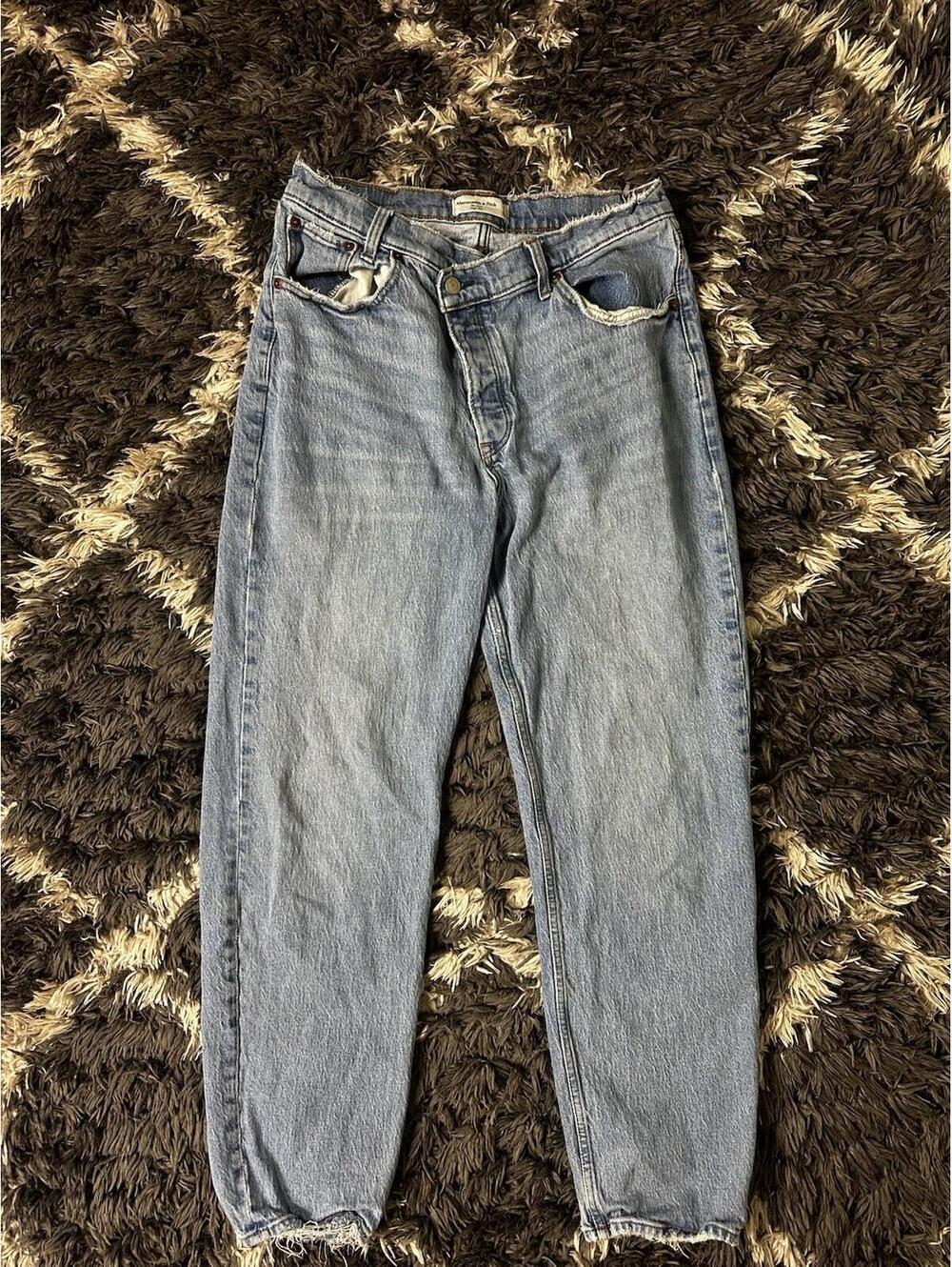 Abercrombie The Dad High Rise Jeans Size 30 10R Crossover Waist Button Fly Light